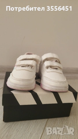 Маратонки АДИДАС, снимка 2 - Детски маратонки - 53322952