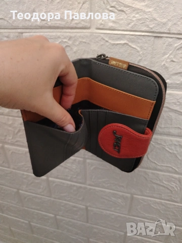 Дамско портмоне Janet Paris, снимка 6 - Портфейли, портмонета - 53472944