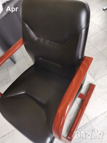 2 бр посетителски столове Кресло / кожа с махагон, снимка 7 - Столове - 53621689