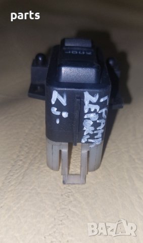 Бутон Заключване Гранд Чероки - Jeep Grand Cherokee ZJ - 56006224 N, снимка 6 - Части - 40810261