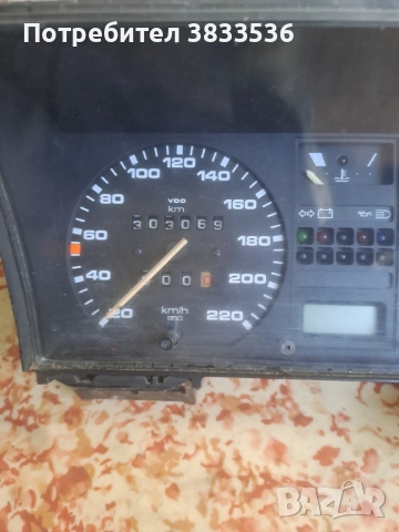 2буксов скоростомер със обортомер/ километражен уред за VW Golf / Jetta mk2 Бензин /, снимка 2 - Части - 51498383