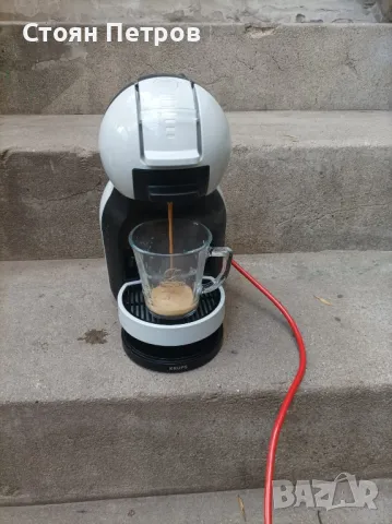 Кафемашина Dolce Gusto Mini me, снимка 2 - Кафемашини - 49688885