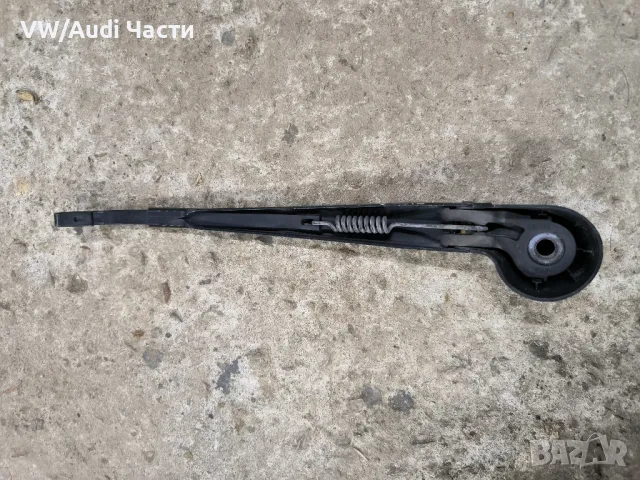 Рамо задна чистачка за Ауди А3 А4 Голф 4 Сеат Audi A3 S3 8L Audi A4 Passat 8D9955407A, снимка 3 - Части - 48397100