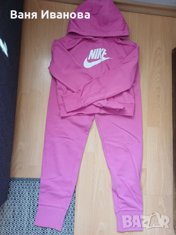 Спортен комплект Nike