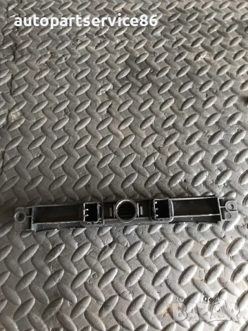 Декоративен панел за KIA Carnival (2006–2010) 93700-4D950, снимка 2 - Части - 53191590