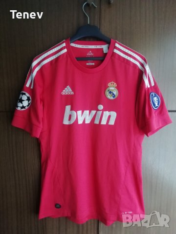 Real Madrid Adidas Champions League оригинална рядка тениска фланелка Реал Мадрид екип червен, снимка 1 - Тениски - 41471833