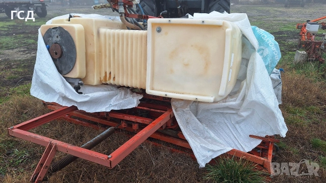 Италианска навесна пръскачка 1200 литра. 