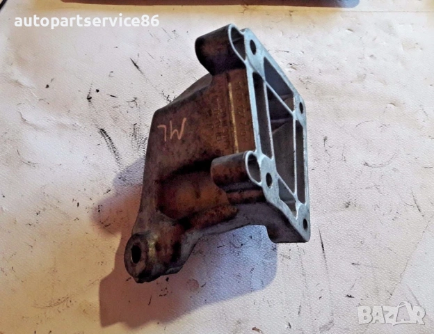 Тампон за двигател за Mercedes ML W164 3.0 CDI (2011) A6422233204 