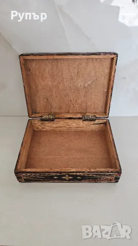 Стара антикварна кутия, снимка 8 - Антикварни и старинни предмети - 50046121