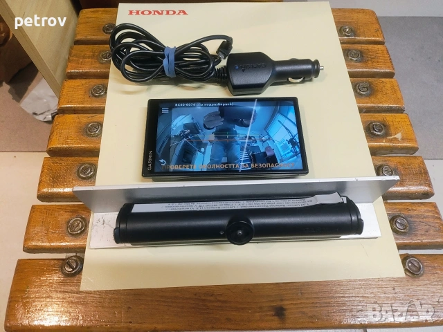Навигация GPS с безжична камера за заден ход GARMIN , снимка 7 - Части - 53140528