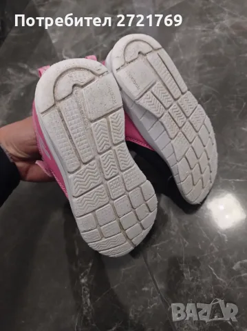 Детски маратонки Reebok, снимка 5 - Детски маратонки - 56335756
