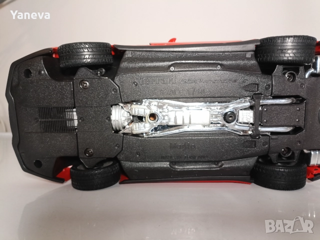 Колекционерски автомобили в мащаб 1:18 . , снимка 13 - Коли, камиони, мотори, писти - 52189480