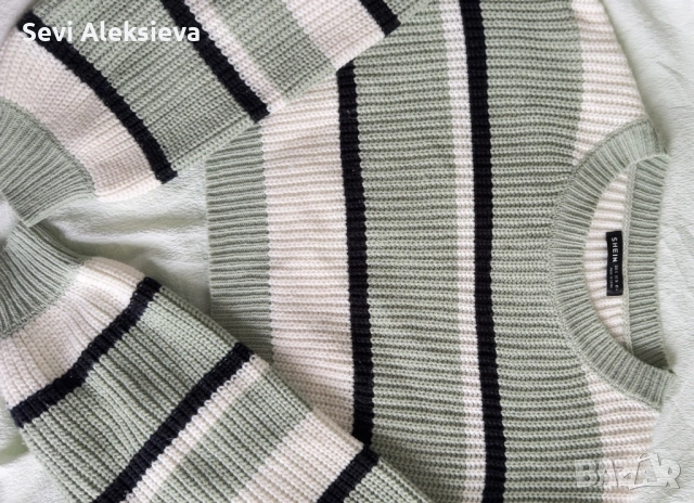 Дамски плетен пуловер с райе – размер S ( без етикет), снимка 6 - Блузи с дълъг ръкав и пуловери - 53174595