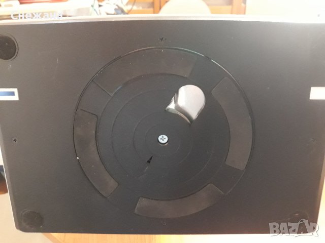 монитор 24" Fujitsu с добри характеристики ИЗГОДНО, снимка 8 - Монитори - 41699580