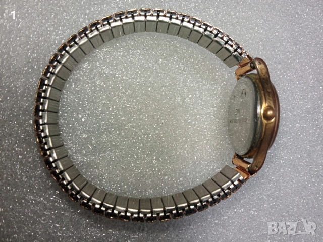 Дамски часовник, снимка 6 - Дамски - 53763569