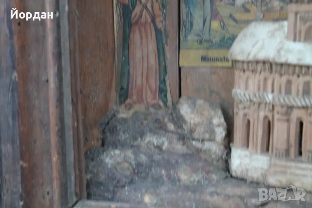 Домашен иконостас, снимка 6 - Антикварни и старинни предмети - 47666699