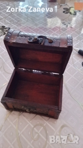 Ковчеже с метален обков, снимка 3 - Антикварни и старинни предмети - 53166394