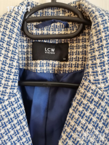 Дамско плътно сако М-Л, снимка 3 - Сака - 51709156