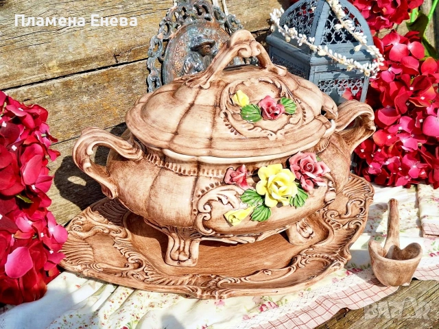 Италиански комплект от Bassano Italy терин, плато и черпак 