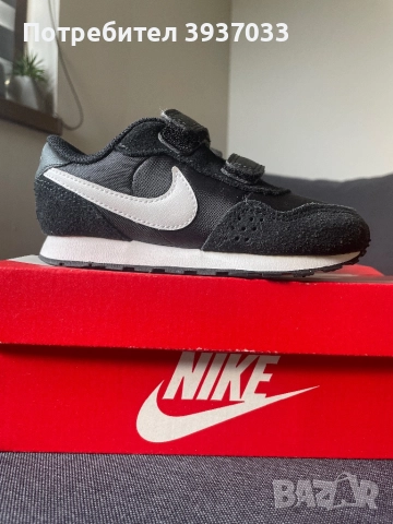 Nike детски маратонки , снимка 2 - Детски маратонки - 51499813