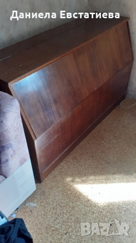 спалня Приста и гардероби