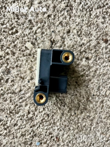 Airbag еърбег сензор БМВ Е90 91 BMW, снимка 2 - Части - 52327336