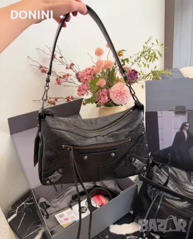 Balenciaga Дамска чанта, кожа, снимка 3 - Чанти - 56080082