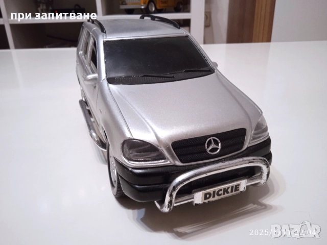 Стара американска брандирана играчка от 1999, Hummer H1, 29 см. и Mercedes ML, 28 см. на Dickie, снимка 16 - Колекции - 48085558