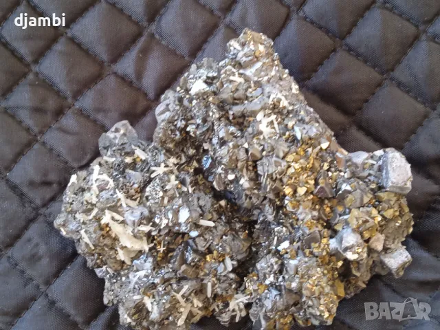 №148,Сфалерит,Сфалерит с кварц и халкопирит,Уникат,, снимка 6 - Декорация за дома - 47708581