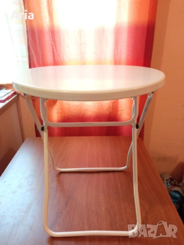 Сгъваема метална масичка 