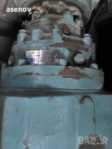 редуктор с хидромотор, снимка 3 - Електродвигатели - 53862900