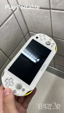 Modded PS Vita PCH-2000 Light Green/White 128GB 150+ Games, снимка 2 - PlayStation конзоли - 55891655