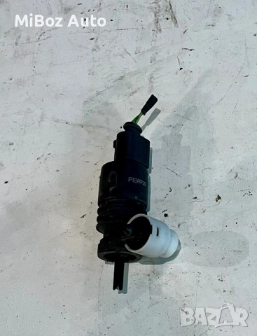 Помпа моторче течност за чистачки Фолксваген Голф 6 VW Golf 