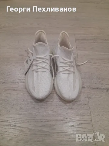 Adidas Yeezy Boost 350, снимка 2 - Маратонки - 49529752