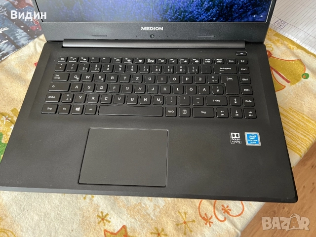 Medion e6246, снимка 3 - Лаптопи за дома - 52791337
