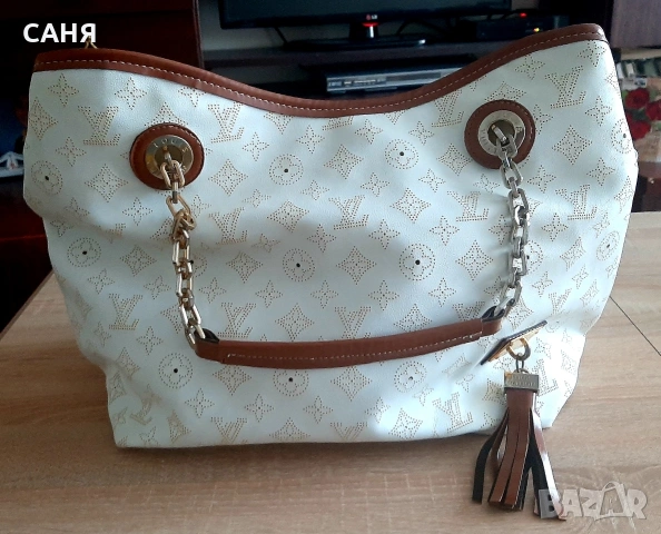 Голяма,стилна чанта