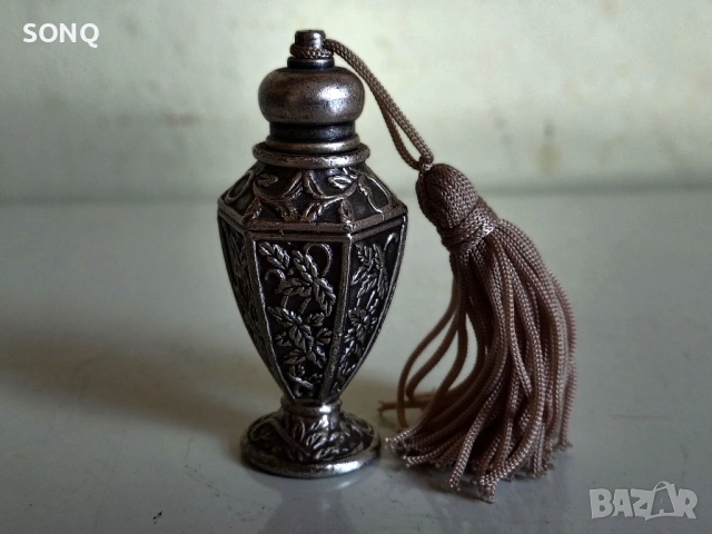 Много Рядко Старо Колекционерско Шише От Парфюм