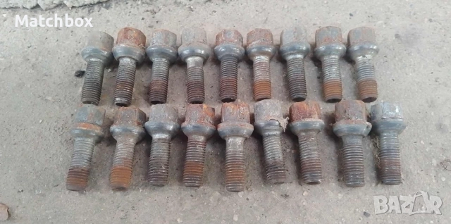 Болтове за Мерцедес 124