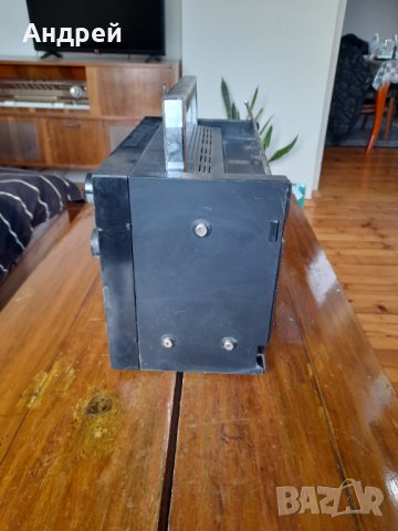 Стар радиокасетофон Uher, снимка 8 - Антикварни и старинни предмети - 35813540