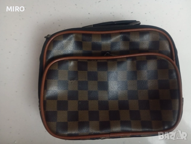 Дамска чанта за козметика, снимка 4 - Чанти - 52160045