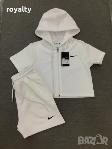 Nike дамски спортен екип 