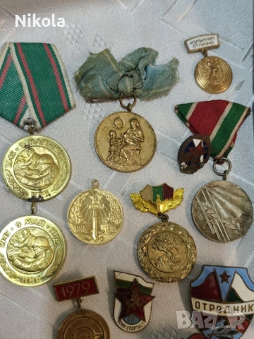 ЛОТ ЕМАЙЛИРАНИ ЗНАЦИ, МЕДАЛИ ОРДЕНИ, снимка 3 - Антикварни и старинни предмети - 53122246