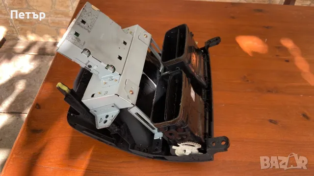 Централна конзола  за Toyota Avensis T25, снимка 10 - Части - 50194594