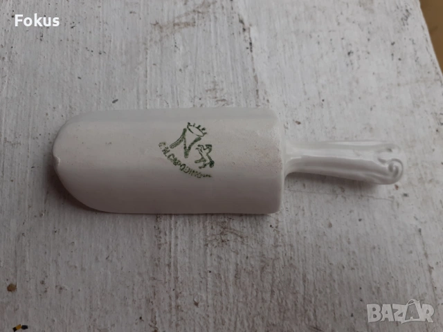 Порцелан малка лъжичка за захар на Capodimonte с позлата, снимка 3 - Антикварни и старинни предмети - 53384702