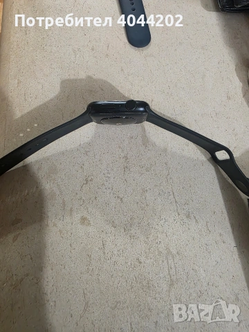 Часовник Apple SE 2gen 44mm, снимка 2 - Смарт часовници - 53716315