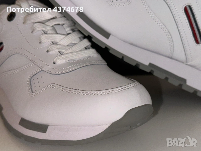 нови Tommy Hilfinger , снимка 4 - Маратонки - 53175052