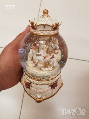 Музикално въртящо  преспапие, снимка 2 - Декорация за дома - 38837111