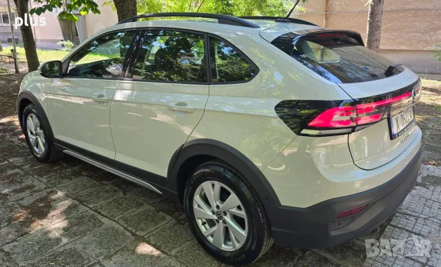 VW Taigo 28 000 км *** Първи собственик. Купена от България. В гаранция до 2028 г. *** Като нов, снимка 2 - Автомобили и джипове - 55754987