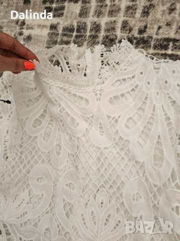 Елегантна рокля в бяло, снимка 7 - Рокли - 51470717