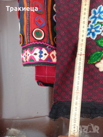 Стара женска тракийска носия, снимка 4 - Антикварни и старинни предмети - 41869607